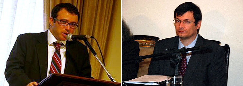 Marcio Aith, subsecretário de Comunicação, e Roberto Pfeiffer, representante da Corregedoria do Estado, foram ao Congresso e treinaram parlamentares para defender o governo de Geraldo Alckmin das investigações sobre o cartel do Metrô; orientação é vincular delator do esquema, Everton Rheinheimer, ao deputado estadual Simão Pedro (PT) (Foto: Roberta Namour) Marcio Aith, subsecretário de Comunicação, e Roberto Pfeiffer, representante da Corregedoria do Estado, foram ao Congresso e treinaram parlamentares para defender o governo de Geraldo Alckmin das investigações sobre o cartel do Metrô; orientação é vincular delator do esquema, Everton Rheinheimer, ao deputado estadual Simão Pedro (PT)