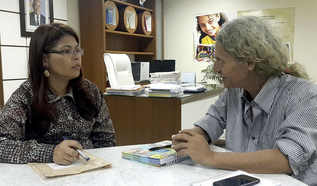 O ato de nomeação deve ser publicado na próxima edição do Diário Oficial do Estado; em reunião com a secretária de Educação do Estado, Adriana Aguiar, J. Bulhões falou da empolgação de poder atuar como gestor da cultura; "Eu quero corresponder às expectativas que estão sendo depositadas em mim. Acredito que tenho um bom trânsito em diferentes setores da cultura e acho que isso também será positivo", disse (Foto: Aquiles Lins) O ato de nomeação deve ser publicado na próxima edição do Diário Oficial do Estado; em reunião com a secretária de Educação do Estado, Adriana Aguiar, J. Bulhões falou da empolgação de poder atuar como gestor da cultura; "Eu quero corresponder às expectativas que estão sendo depositadas em mim. Acredito que tenho um bom trânsito em diferentes setores da cultura e acho que isso também será positivo", disse