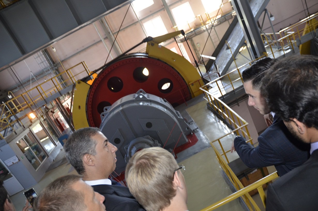 Missão liderada pelo vice-governador conheceu a indústria de fertilizantes Belaruskali, na cidade de Soligorski, a 130 km da capital Mins, em Belarus; complexo dedica-se à extração de potássio, exporta para mais de 60 países e detém um terço do mercado mundial; empresários goianos têm interesse no produto e começaram tratativas para novos negócios (Foto: José Barbacena) Missão liderada pelo vice-governador conheceu a indústria de fertilizantes Belaruskali, na cidade de Soligorski, a 130 km da capital Mins, em Belarus; complexo dedica-se à extração de potássio, exporta para mais de 60 países e detém um terço do mercado mundial; empresários goianos têm interesse no produto e começaram tratativas para novos negócios