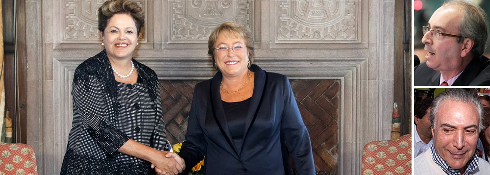 Declaração é da presidente Dilma Rousseff, após encontro com a presidente do Chile, Michelle Bachelet, no Palácio Presidencial de Cerro Castillo; fala se aplica a 99% do partido aliado, com exceção do líder na Câmara, deputado Eduardo Cunha (RJ), que se transformou em inimigo pessoal; e sinaliza que praticamente não há crise do PT com a maior parte da base aliada; em reuniões recentes, cúpula peemedebista fechou com Dilma e decidiu tirar Cunha de campo; vice-presidente, Michel Temer, definiu aliança como "muita sólida" (Foto: Gisele Federicce) Declaração é da presidente Dilma Rousseff, após encontro com a presidente do Chile, Michelle Bachelet, no Palácio Presidencial de Cerro Castillo; fala se aplica a 99% do partido aliado, com exceção do líder na Câmara, deputado Eduardo Cunha (RJ), que se transformou em inimigo pessoal; e sinaliza que praticamente não há crise do PT com a maior parte da base aliada; em reuniões recentes, cúpula peemedebista fechou com Dilma e decidiu tirar Cunha de campo; vice-presidente, Michel Temer, definiu aliança como "muita sólida"