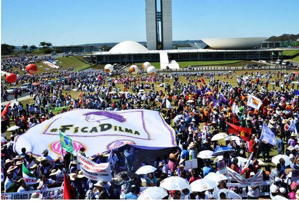 A mídia deu pouco destaque para o ato das Margaridas, mas o fato é que esse e outros atos de apoio à legalidade democrática que irão ocorrer antes e depois dos protestos golpistas de domingo próximo revelarão que haverá reações a qualquer tentativa de ruptura democrática no país (Foto: Eduardo Guimarães) A mídia deu pouco destaque para o ato das Margaridas, mas o fato é que esse e outros atos de apoio à legalidade democrática que irão ocorrer antes e depois dos protestos golpistas de domingo próximo revelarão que haverá reações a qualquer tentativa de ruptura democrática no país