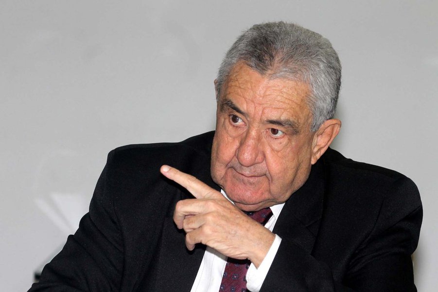Programa de combate à informalidade e à sonegação deve ser lançado em julho e dará prêmios e descontos aos consumidores através de um sistema de pontos; segundo o secretário da Fazenda, José Taveira, o Nota Goiana visa estimular a sociedade a exercitar a cidadania e dar melhores condições competitivas às empresas que recolhem seus tributos (Foto: Realle Palazzo-Martini) Programa de combate à informalidade e à sonegação deve ser lançado em julho e dará prêmios e descontos aos consumidores através de um sistema de pontos; segundo o secretário da Fazenda, José Taveira, o Nota Goiana visa estimular a sociedade a exercitar a cidadania e dar melhores condições competitivas às empresas que recolhem seus tributos