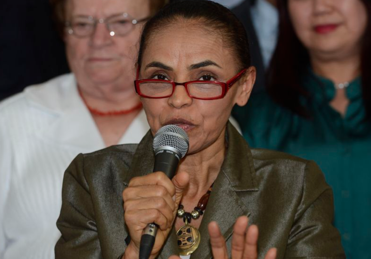 Não contente de ser guindada à candidata da direita brasileira, Marina assume também a representação do capital financeiro internacional e da agenda dos EUA (Foto: Emir Sader) Não contente de ser guindada à candidata da direita brasileira, Marina assume também a representação do capital financeiro internacional e da agenda dos EUA