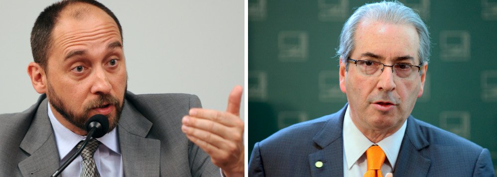 Após declaração de Eduardo Cunha de que pretende romper o convênio entre a Câmara e a Advocacia-Geral da União para atuação nos tribunais em defesa da Casa, o órgão, presidido por Luís Inácio Adams, divulgou nota na qual afirma que sua atuação independe de acordos de cooperação, pois os membros de instituições federais têm direito de contar com representação judicial do órgão (Foto: Paulo Emílio) Após declaração de Eduardo Cunha de que pretende romper o convênio entre a Câmara e a Advocacia-Geral da União para atuação nos tribunais em defesa da Casa, o órgão, presidido por Luís Inácio Adams, divulgou nota na qual afirma que sua atuação independe de acordos de cooperação, pois os membros de instituições federais têm direito de contar com representação judicial do órgão