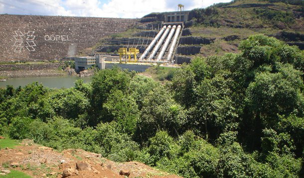 Empresa fechou o semestre com um aumento de 9,3% no fornecimento de energia elétrica, que é composto pelas vendas no mercado cativo da Copel Distribuição e as vendas no mercado livre da Copel Geração e Transmissão. O investimento da Companhia Paranaense de Energia no período foi de R$ 700 milhões (Foto: Roberta Namour) Empresa fechou o semestre com um aumento de 9,3% no fornecimento de energia elétrica, que é composto pelas vendas no mercado cativo da Copel Distribuição e as vendas no mercado livre da Copel Geração e Transmissão. O investimento da Companhia Paranaense de Energia no período foi de R$ 700 milhões