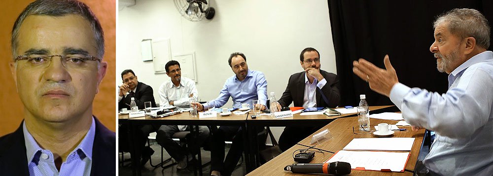 "O PT cobrou duramente o deputado federal André Vargas (PR). Maria das Graças Foster, presidente da Petrobras, reviu decisão e veio ao Senado. E Dilma falou publicamente contra a oposição na batalha da CPI da Petrobras. Isso tudo acontece depois que Lula botou a boca no trombone", disse o colunista Kennedy Alencar, sobre a entrevista do ex-presidente a blogueiros (Foto: Roberta Namour) "O PT cobrou duramente o deputado federal André Vargas (PR). Maria das Graças Foster, presidente da Petrobras, reviu decisão e veio ao Senado. E Dilma falou publicamente contra a oposição na batalha da CPI da Petrobras. Isso tudo acontece depois que Lula botou a boca no trombone", disse o colunista Kennedy Alencar, sobre a entrevista do ex-presidente a blogueiros