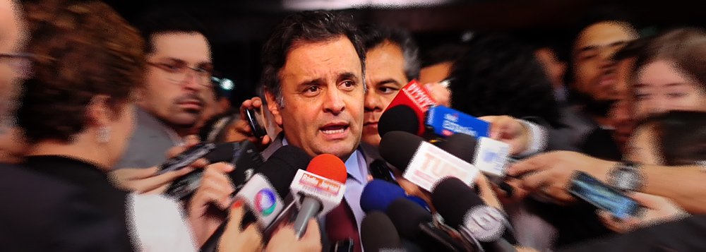 Depois de seu partido ter votado integralmente pelo reajuste médio de 59% do Judiciário, que foi aprovado por unanimidade pelo plenário do Senado no fim de junho, Aécio Neves diz em entrevista que o aumento para os servidores é "absolutamente impagável" no cenário atual; segundo o senador tucano, "essa aprovação é o retrato do fim do governo", que não conseguiu articular para que a matéria não passasse no Congresso; e sobre os votos da oposição, justificou: "a oposição votou a favor de forma pedagógica, para mostrar que ali não existia governo, certa de que a presidente ia vetar, e tem que ser vetado mesmo"; em ato falho nesta terça, Aécio declarou que o PSDB é "o maior partido de oposição ao Brasil" (Foto: Leonardo Lucena) Depois de seu partido ter votado integralmente pelo reajuste médio de 59% do Judiciário, que foi aprovado por unanimidade pelo plenário do Senado no fim de junho, Aécio Neves diz em entrevista que o aumento para os servidores é "absolutamente impagável" no cenário atual; segundo o senador tucano, "essa aprovação é o retrato do fim do governo", que não conseguiu articular para que a matéria não passasse no Congresso; e sobre os votos da oposição, justificou: "a oposição votou a favor de forma pedagógica, para mostrar que ali não existia governo, certa de que a presidente ia vetar, e tem que ser vetado mesmo"; em ato falho nesta terça, Aécio declarou que o PSDB é "o maior partido de oposição ao Brasil"
