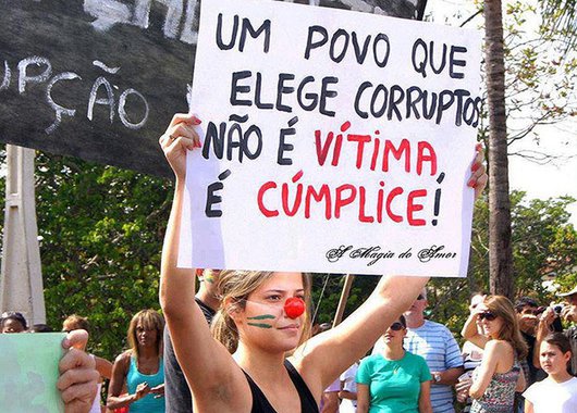 É preciso combater a corrupção em quatro frentes: tornar mais ágil o Judiciário, fortalecer os órgãos que fazem a fiscalização, melhorar a legislação e aumentar a consciência popular de que a corrupção é um entrave ao desenvolvimento (Foto: Antonio Carlos Mendes Thame) É preciso combater a corrupção em quatro frentes: tornar mais ágil o Judiciário, fortalecer os órgãos que fazem a fiscalização, melhorar a legislação e aumentar a consciência popular de que a corrupção é um entrave ao desenvolvimento