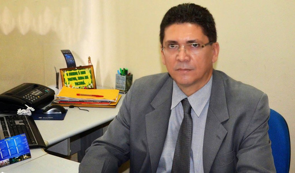 O anúncio foi feito pelo secretário Jefferson Portella; a entidade terá como meta o combate ao desvio de recursos públicos no Estado; a medida integra o plano de metas estabelecido pelo governador Flávio Dino para garantir o combate à corrupção e controle social das contas públicas no Estado; "O objetivo primordial será o combate à corrupção, narcotráfico e homicídio, haja vista que este tripé, de forma direta, infelizmente, é responsável por grande parte da violência", disse Portella (Foto: Leonardo Lucena) O anúncio foi feito pelo secretário Jefferson Portella; a entidade terá como meta o combate ao desvio de recursos públicos no Estado; a medida integra o plano de metas estabelecido pelo governador Flávio Dino para garantir o combate à corrupção e controle social das contas públicas no Estado; "O objetivo primordial será o combate à corrupção, narcotráfico e homicídio, haja vista que este tripé, de forma direta, infelizmente, é responsável por grande parte da violência", disse Portella