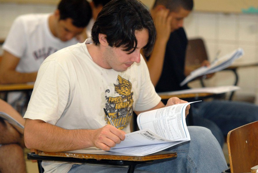 Avanço foi registrado entre 2012 e 2013. No ano passado, as matrículas superaram 7,3 milhões. A rede privada concentra o maior número de alunos, quase 5,4 milhões de inscritos. Na rede pública, há cerca de 1,9 milhão de estudantes (Foto: Gisele Federicce) Avanço foi registrado entre 2012 e 2013. No ano passado, as matrículas superaram 7,3 milhões. A rede privada concentra o maior número de alunos, quase 5,4 milhões de inscritos. Na rede pública, há cerca de 1,9 milhão de estudantes