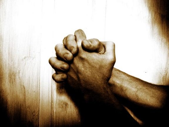 Essa busca constante de Deus é o momento oportuno para nos deixar ser amados por ele, estar ali exclusivamente para o amor nos amar (Foto: Isac Mota) Essa busca constante de Deus é o momento oportuno para nos deixar ser amados por ele, estar ali exclusivamente para o amor nos amar