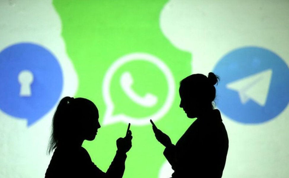 WhatsApp finalmente vai pedir permissão de usuário antes de adicioná-lo em grupo WhatsApp finalmente vai pedir permissão de usuário antes de adicioná-lo em grupo
