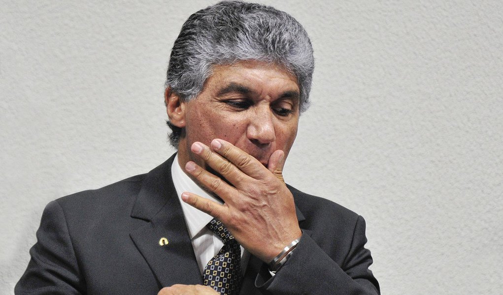 Suíça vai enviar dados de Paulo Vieira, apontado como operador de esquemas do PSDB Suíça vai enviar dados de Paulo Vieira, apontado como operador de esquemas do PSDB
