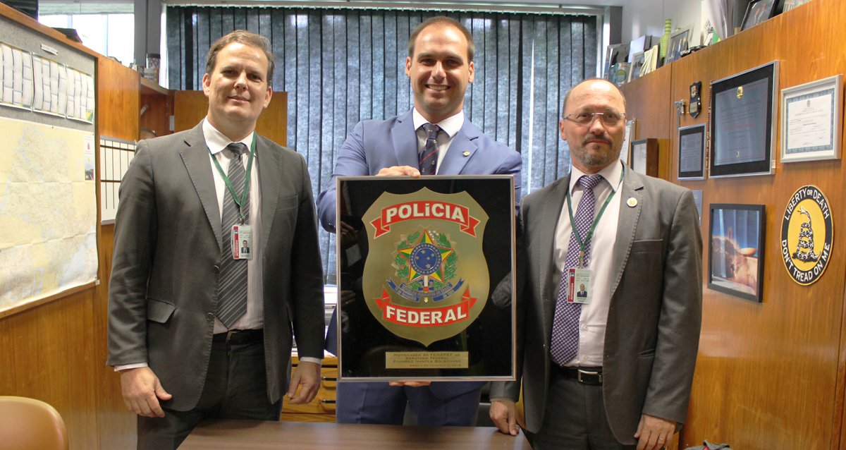 Há ineficiência ou má fé da PF na prorrogação do inquérito sobre Bolsonaro Há ineficiência ou má fé da PF na prorrogação do inquérito sobre Bolsonaro