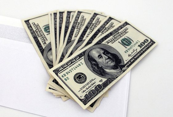 Dólar alto: o que muda em sua vida? Dólar alto: o que muda em sua vida?