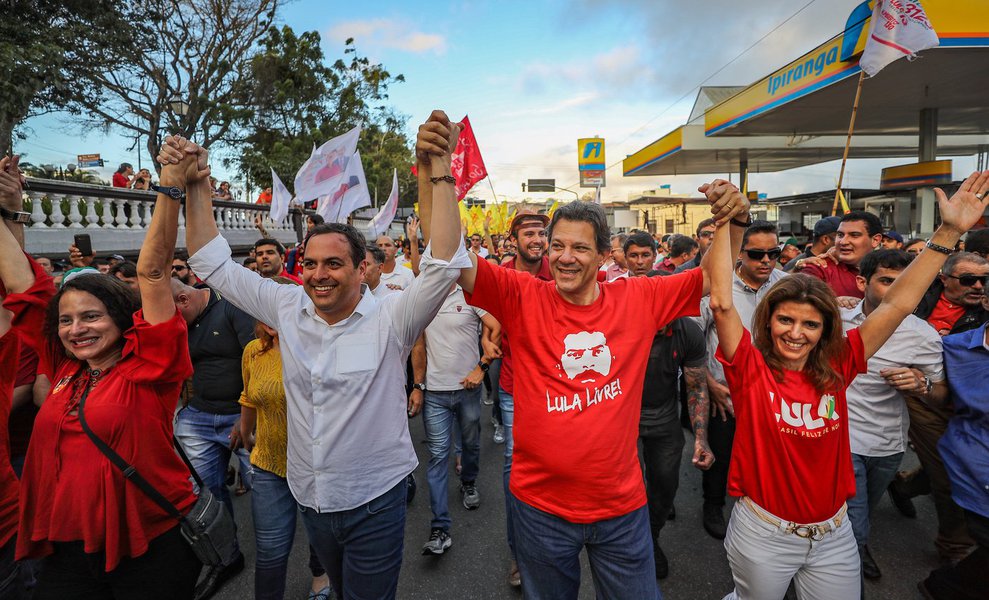 Haddad dispara em Pernambuco e lidera com 26%, diz Ibope Haddad dispara em Pernambuco e lidera com 26%, diz Ibope