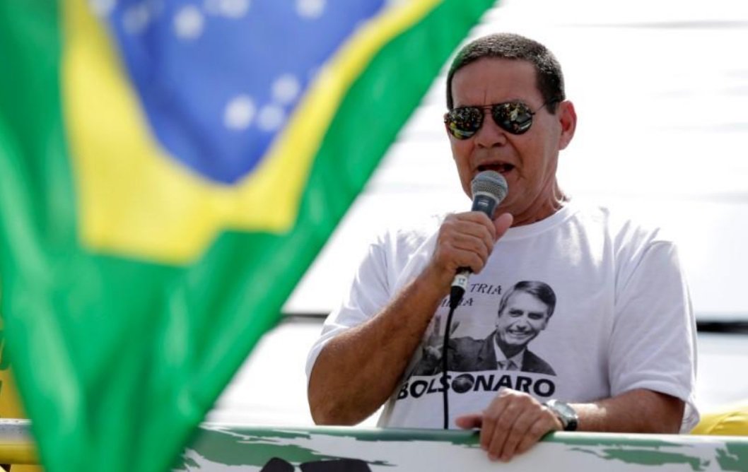 Mulambos e Calabares (Foto: Bruno Kelly - Reuters) Mulambos e Calabares
