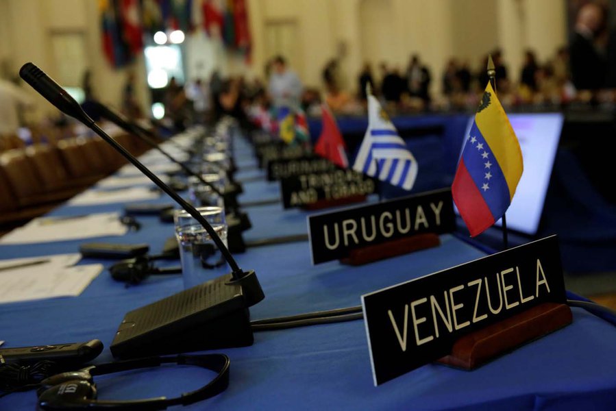 Conselho Mundial da Paz repudia ameaça militar à Venezuela Conselho Mundial da Paz repudia ameaça militar à Venezuela