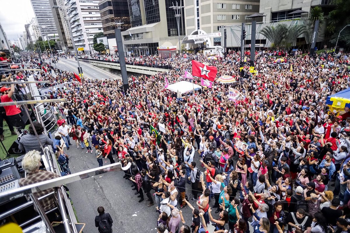 Frente Brasil Popular repudia multa ao Festival Lula Livre: “perseguição política” (Foto: Mídia Ninja) Frente Brasil Popular repudia multa ao Festival Lula Livre: “perseguição política”