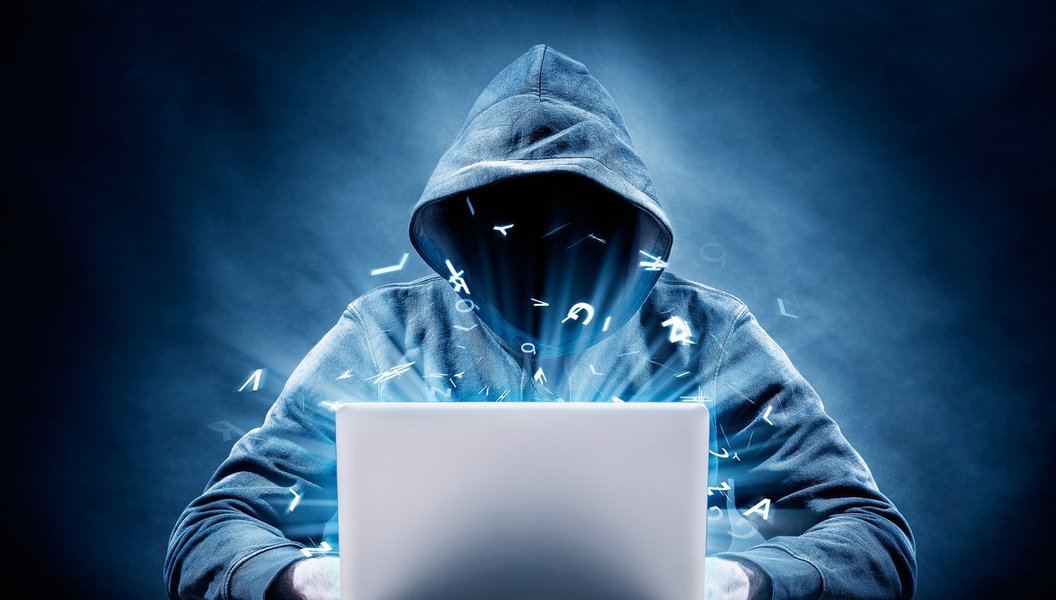 Fraudadores tentam usar identidade da primeira-dama francesa para garantir privilégios Fraudadores tentam usar identidade da primeira-dama francesa para garantir privilégios