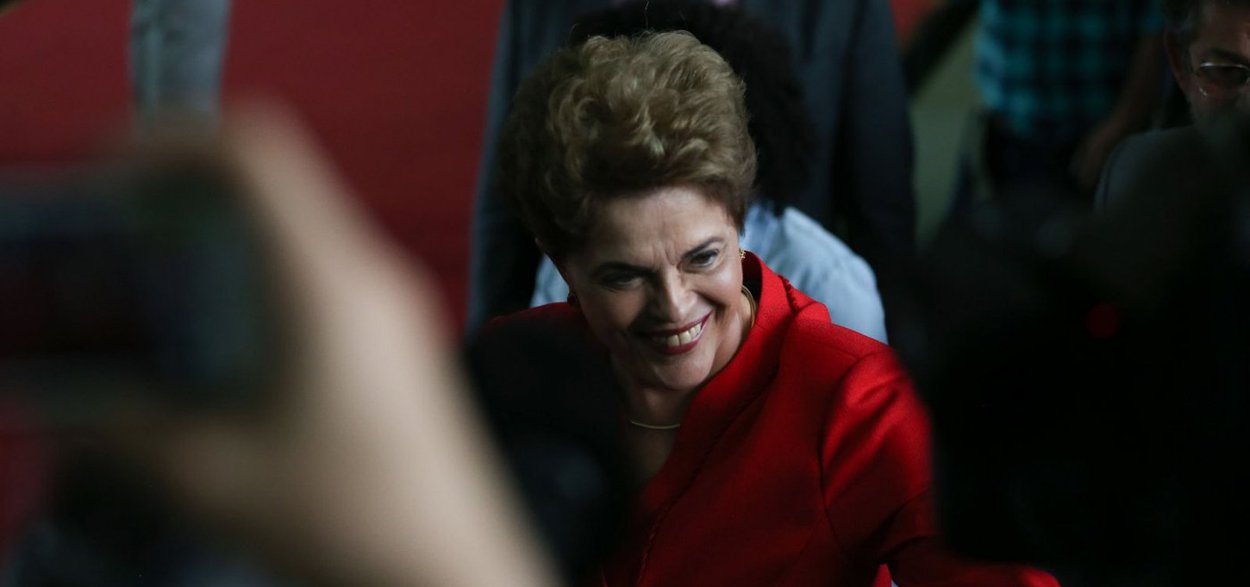 Dilma se consolida na liderança pelo Senado em Minas Gerais (Foto: José Cruz/Agência Brasil) Dilma se consolida na liderança pelo Senado em Minas Gerais