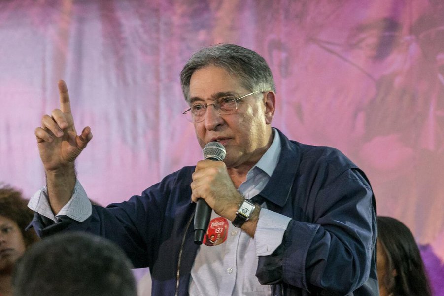 Pimentel anuncia pacto para inclusão social de mulheres Pimentel anuncia pacto para inclusão social de mulheres