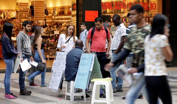 A esquerda pode perder o bonde da história (Foto: REUTERS/Paulo Whitaker) A esquerda pode perder o bonde da história