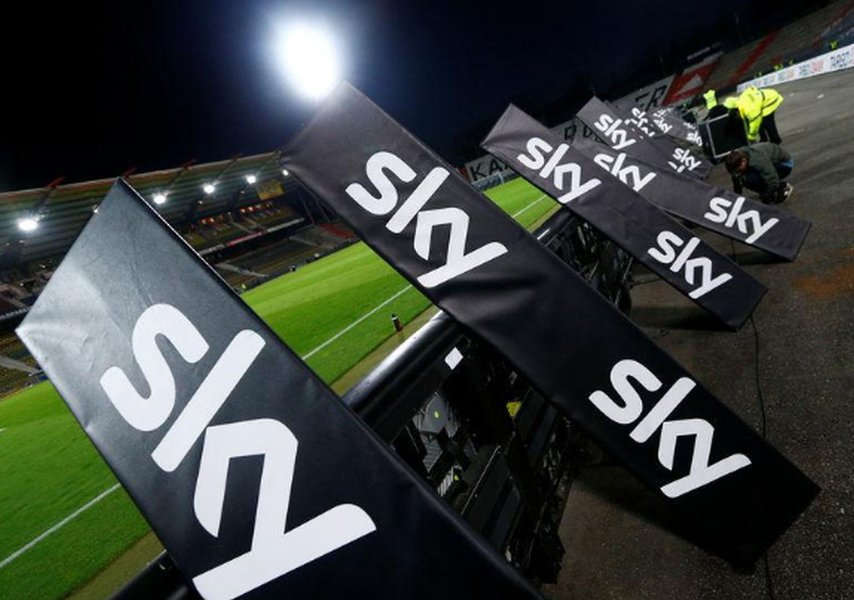 Comcast e Fox travam batalha de US$34 bi por britânica Sky Comcast e Fox travam batalha de US$34 bi por britânica Sky