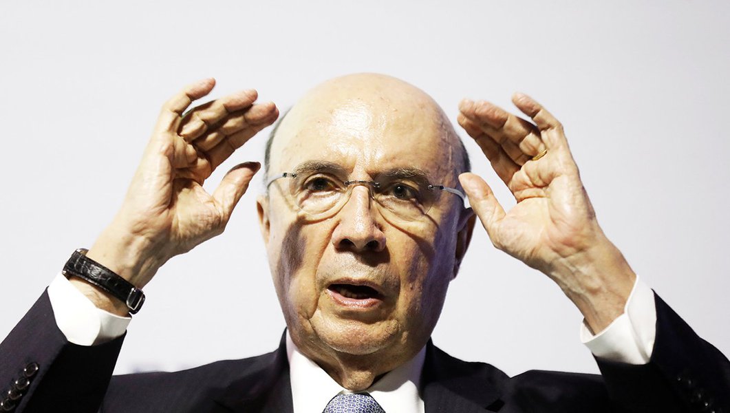 Com apenas 1%, Meirelles tenta colar imagem com Lula (Foto: REUTERS/Nacho Doce) Com apenas 1%, Meirelles tenta colar imagem com Lula