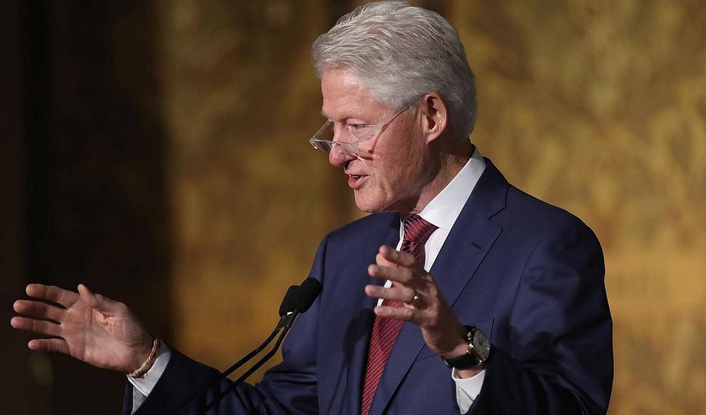 Bill Clinton: ódio deve ficar fora da eleição Bill Clinton: ódio deve ficar fora da eleição