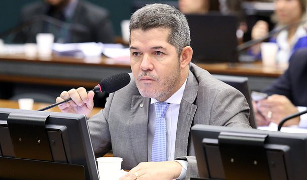 Patrimônio de Delegado Waldir cresce 254% em 4 anos, diz TRE (Foto: Antonio Augusto / Câmara dos Deputados) Patrimônio de Delegado Waldir cresce 254% em 4 anos, diz TRE