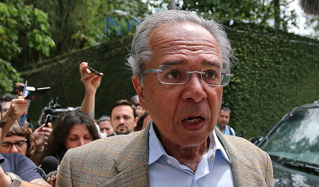 Paulo Guedes é continuação de política econômica de Temer (Foto: REUTERS/Sergio Moraes) Paulo Guedes é continuação de política econômica de Temer