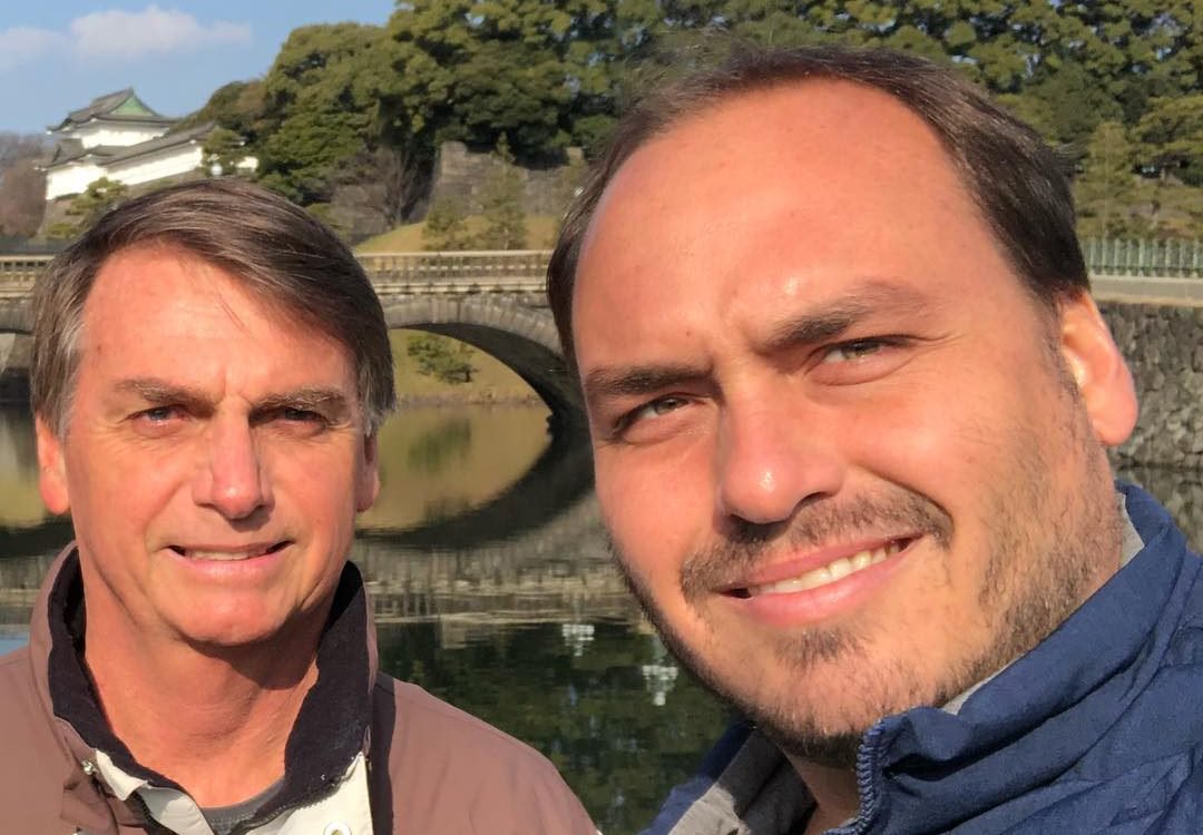 Jornalista que produz perfil de Carlos Bolsonaro relata ameaças Jornalista que produz perfil de Carlos Bolsonaro relata ameaças