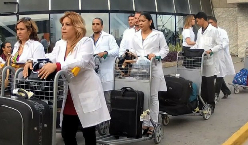 A saída dos cubanos do Mais Médicos (Foto: Reprodução) A saída dos cubanos do Mais Médicos