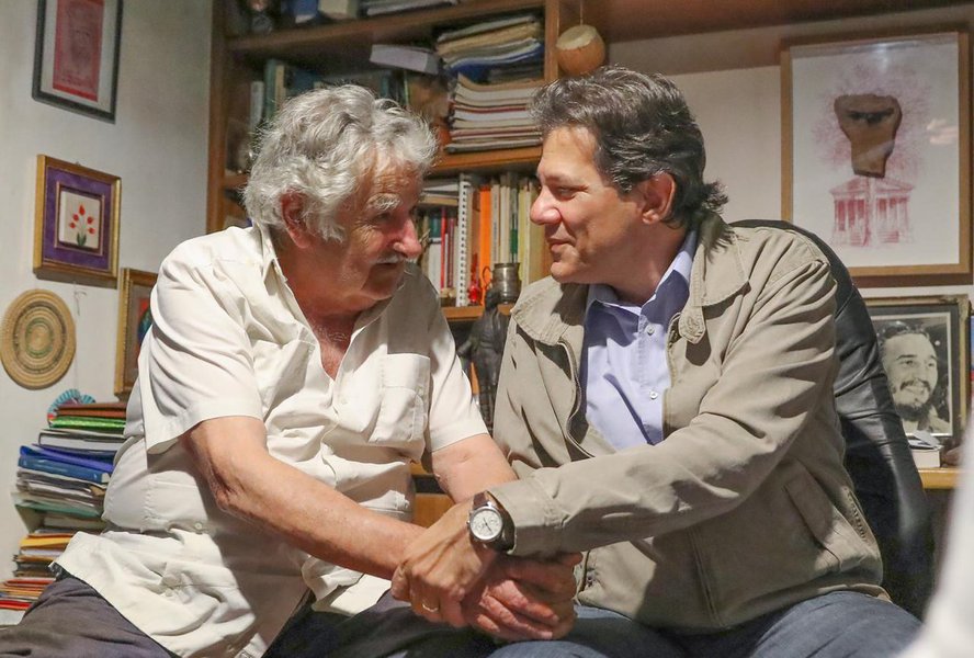 Haddad visita Mujica em Montevidéu por Lula Livre Haddad visita Mujica em Montevidéu por Lula Livre