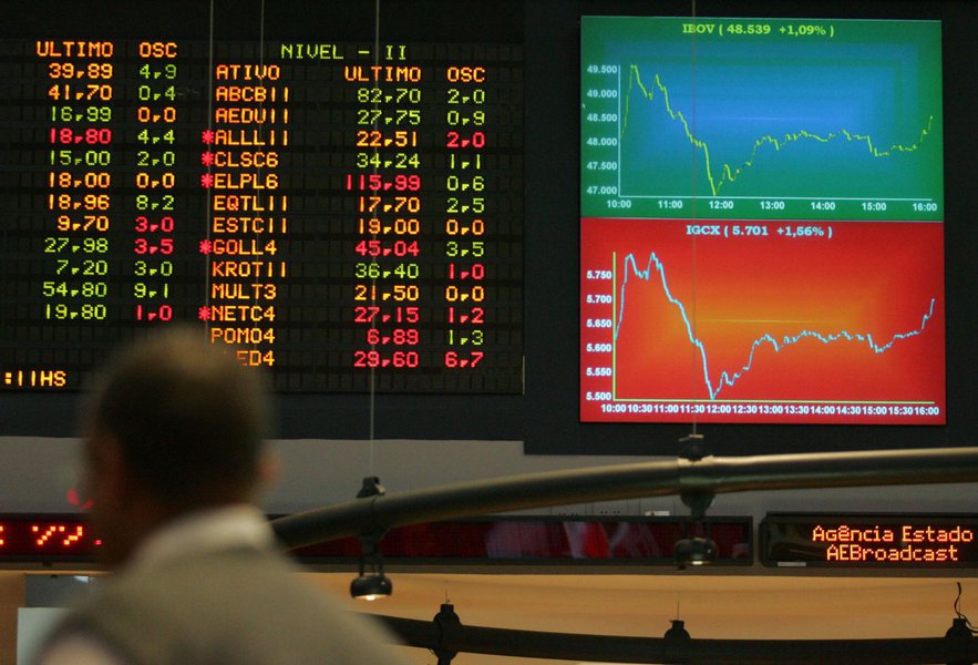 Ibovespa cai 4,5% na semana e dólar fecha no maior patamar em 7 meses Ibovespa cai 4,5% na semana e dólar fecha no maior patamar em 7 meses