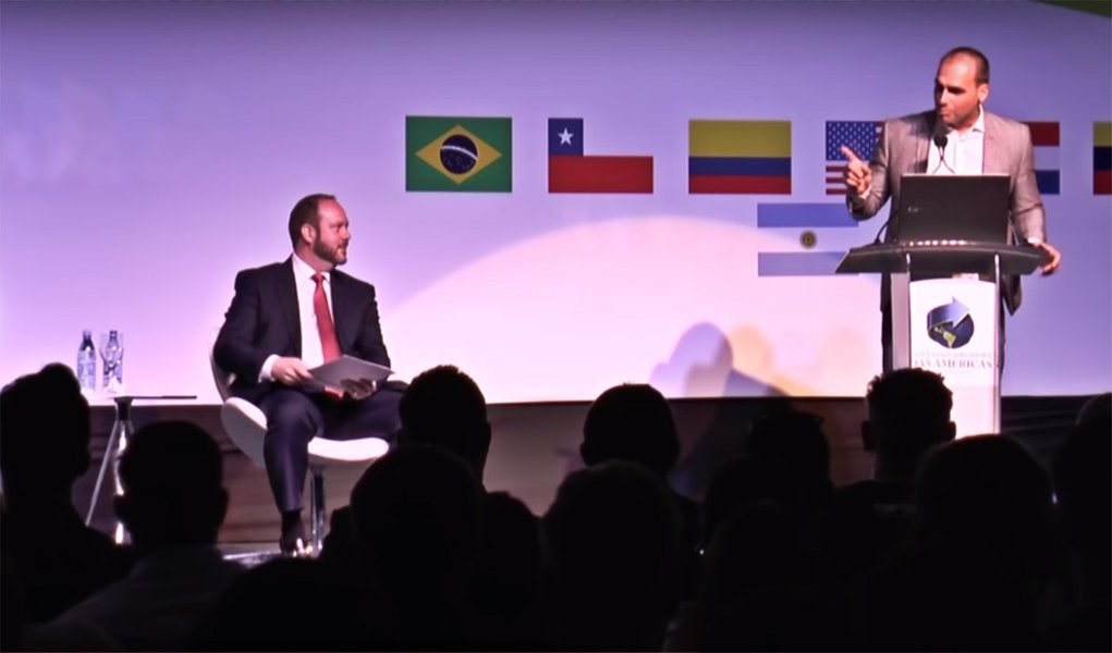Direita demonstra medo da esquerda, em Cúpula Direita demonstra medo da esquerda, em Cúpula