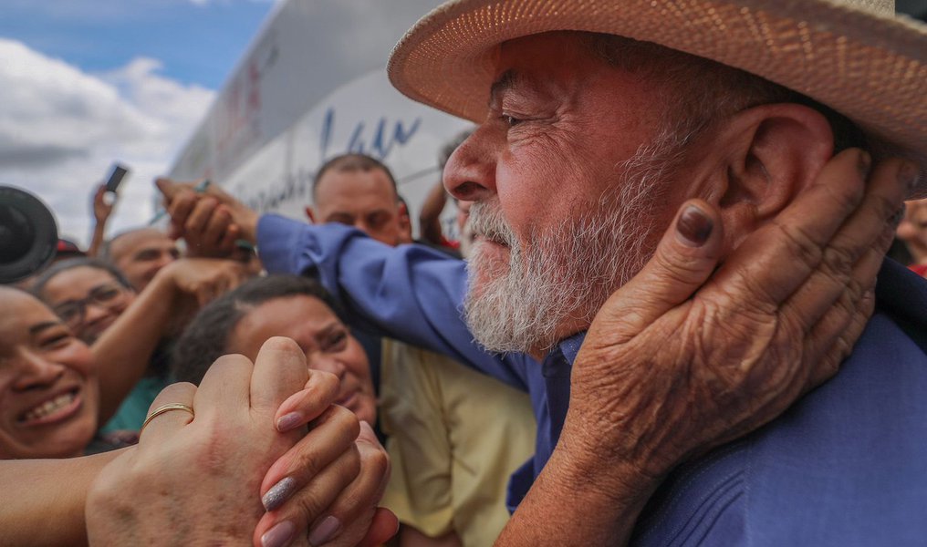 No Dia Mundial dos Direitos Humanos, povo vai às ruas por Lula Livre (Foto: Ricardo Stuckert) No Dia Mundial dos Direitos Humanos, povo vai às ruas por Lula Livre