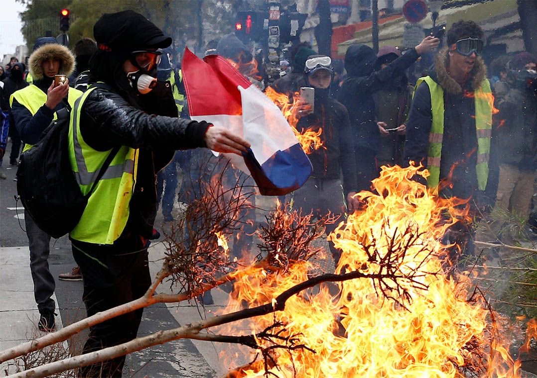 Governo francês anuncia novo saldo de detenções e fala em perdas econômicas (Foto: STEPHANE MAHE) Governo francês anuncia novo saldo de detenções e fala em perdas econômicas