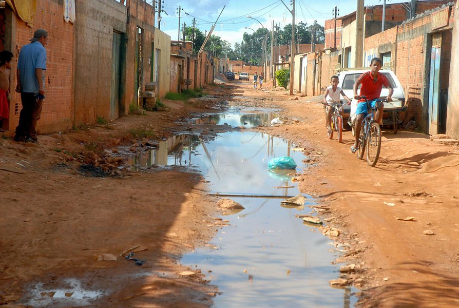 Fernando Brito: a dor dos pobres não sai nos jornais (Foto: Agência Brasil) Fernando Brito: a dor dos pobres não sai nos jornais