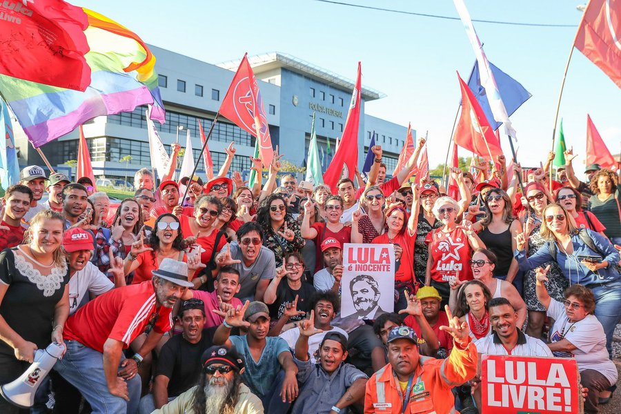 Lula chama militância para tomar as ruas no dia 10 (Foto: Ricardo Stuckert) Lula chama militância para tomar as ruas no dia 10