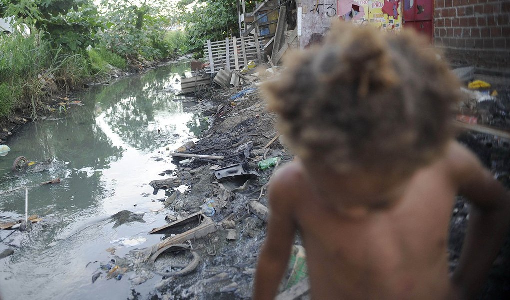Extrema pobreza aumenta e chega a 15,2 milhões de pessoas em 2017 (Foto: ABr) Extrema pobreza aumenta e chega a 15,2 milhões de pessoas em 2017