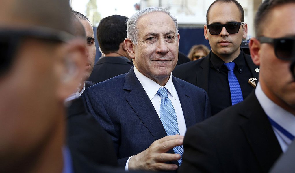 Netanyahu vem à posse de Bolsonaro por embaixada em Jerusalém, que contraria o interesse brasileiro (Foto: REUTERS/Baz Ratner) Netanyahu vem à posse de Bolsonaro por embaixada em Jerusalém, que contraria o interesse brasileiro