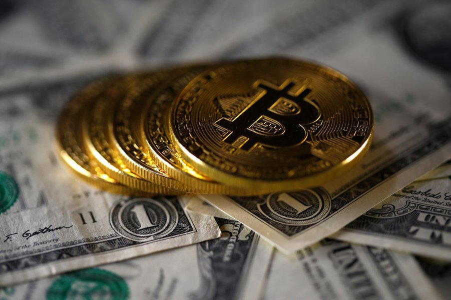 Bitcoin tem alta de 10% e caminha para maior ganho diário desde abril (Foto: Dado Ruvic) Bitcoin tem alta de 10% e caminha para maior ganho diário desde abril