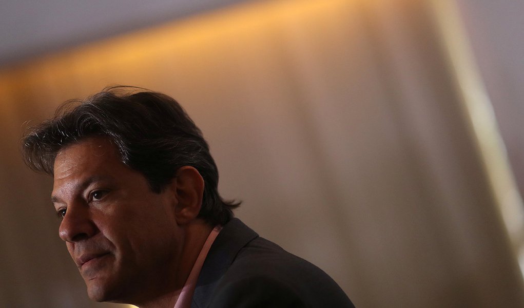 Haddad vira réu por corrupção e lavagem. 'Denúncia sem provas', diz (Foto: REUTERS/Ricardo Moraes) Haddad vira réu por corrupção e lavagem. 'Denúncia sem provas', diz