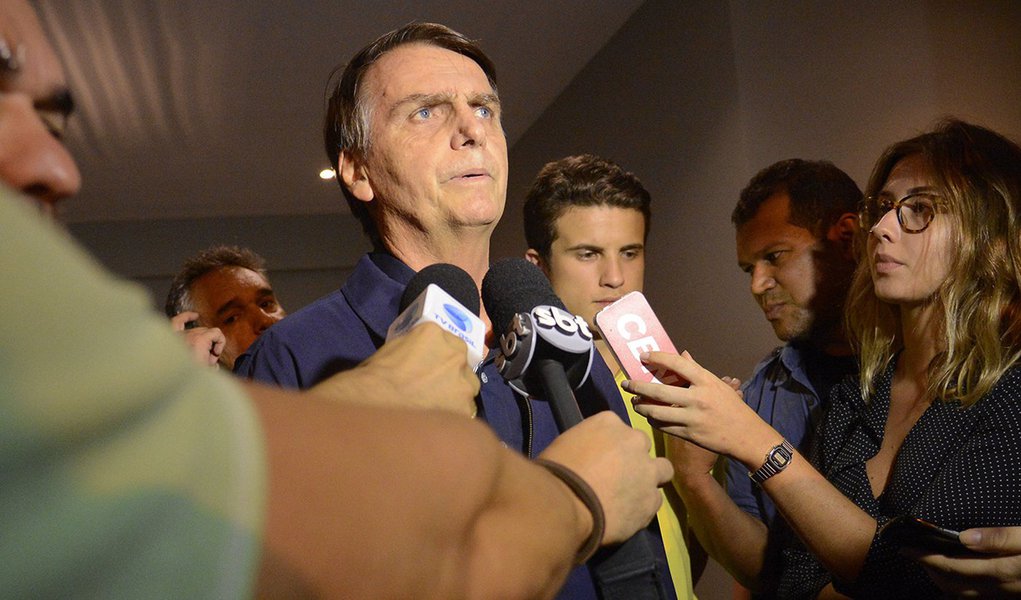 Primeiro discurso de Bolsonaro como presidente choca jornalistas pela precariedade (Foto: Fernando Frazão/Agência Brasil) Primeiro discurso de Bolsonaro como presidente choca jornalistas pela precariedade