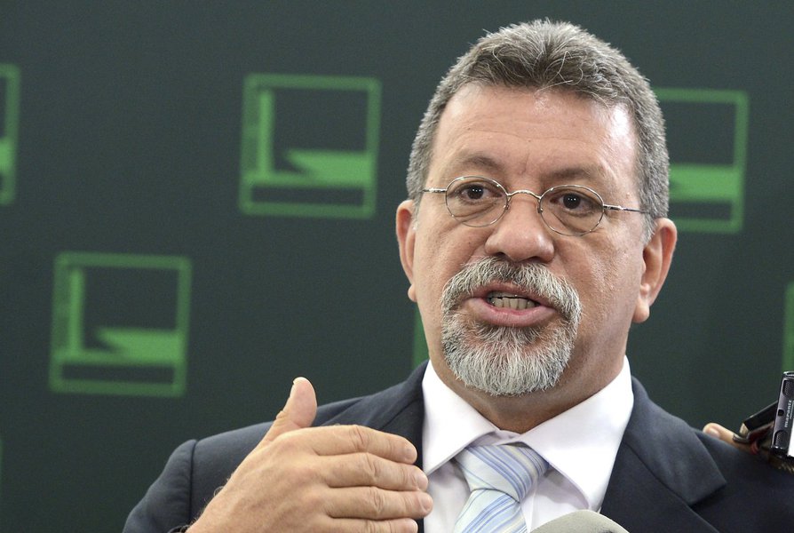 MP da privatização da água não tem acordo e deve cair (Foto: Antonio Cruz/ Agência Brasil) www.brasil247.com - MP da privatização da água não tem acordo e deve cair