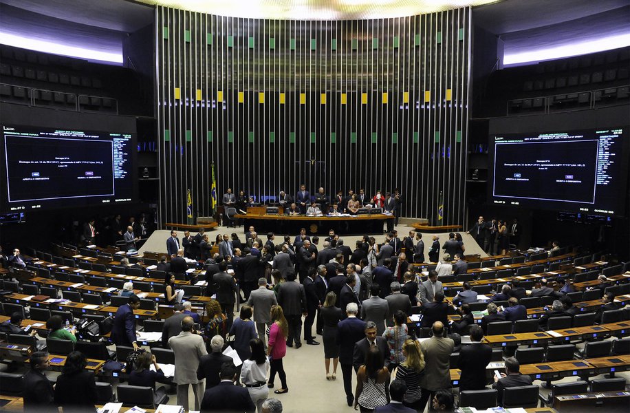 Carta aos congressistas (Foto: LUIS MACEDO - CÂMARA DOS DEPUTADOS) Carta aos congressistas