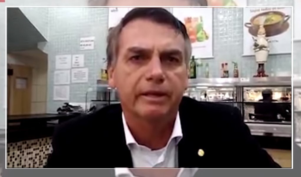 Bolsonaro já pediu para alunos filmarem professores 'doutrinadores' www.brasil247.com - Bolsonaro já pediu para alunos filmarem professores 'doutrinadores'