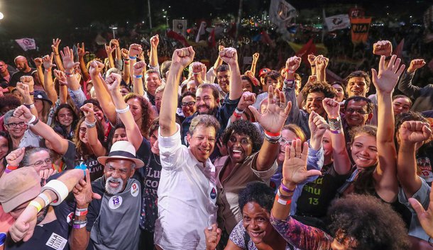 Pode virar! Vai virar! A democracia vencerá! (Foto: Ricardo Stuckert) Pode virar! Vai virar! A democracia vencerá!